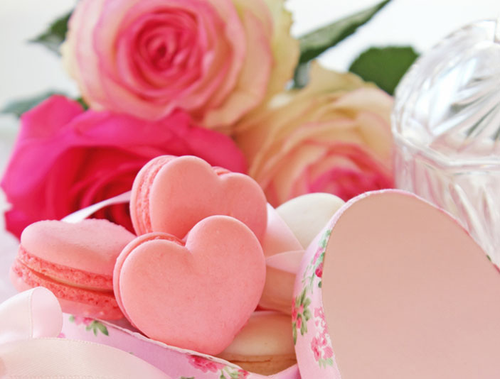 Pink heart shaped wedding favours
